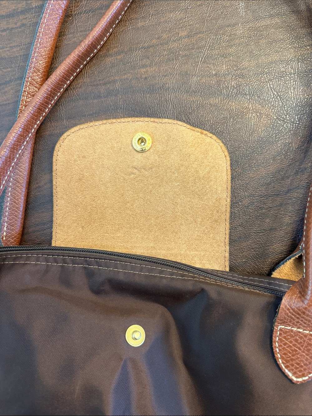 Longchamp Le Pilage Shoulder Tote - Picture 4 of 11